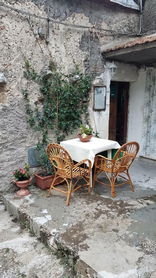 La Casetta Del Pellegrino Διαμέρισμα Poggio Bustone Εξωτερικό φωτογραφία